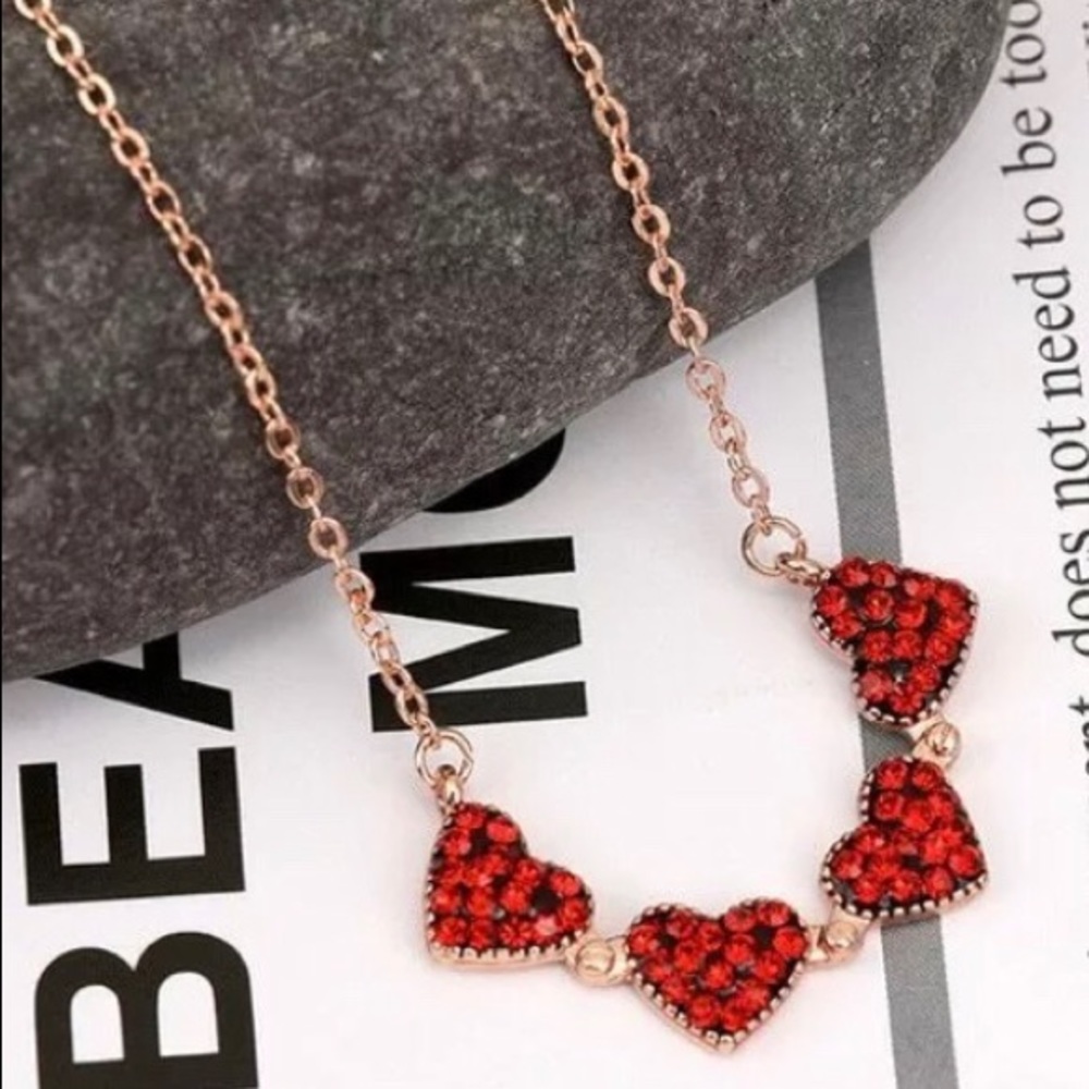Lucky Love Heart Folding Necklace, rhinestone 🩸❣️